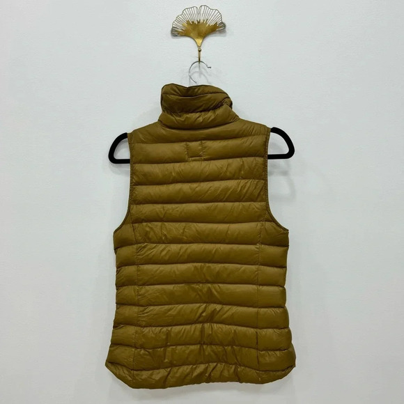 Gap lightweight puffer down Vest Mustard brown yellow warm Sz Small - Picture 2 of 8